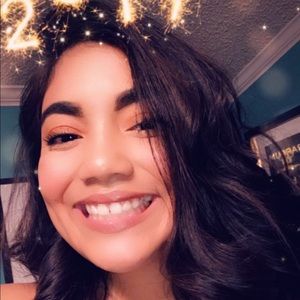 Meet your Posher, Melanie